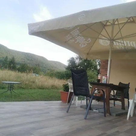 Holiday home Voeroestoelgy Vendeghaz Esztergom